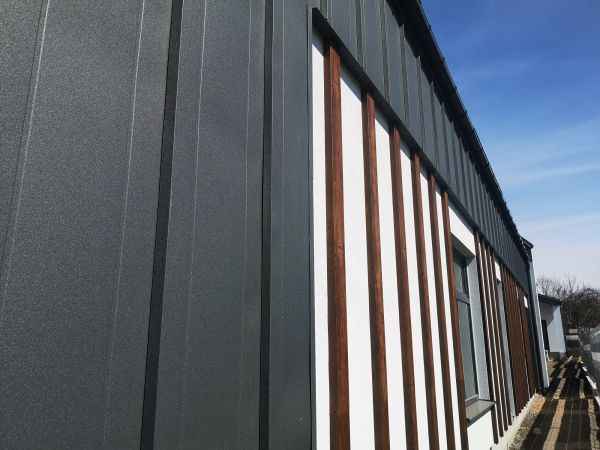 Cost of Metal Cladding Replacement in Fallbrook