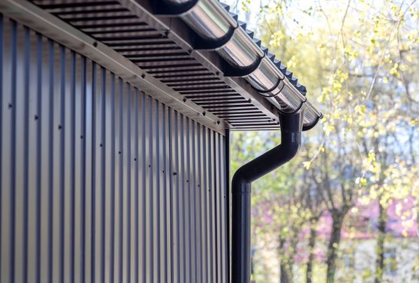 Cost of Sheet Metal Siding Repair in Fallbrook